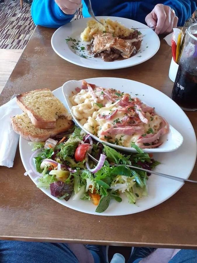 The Stag Hotel Northwood  Bagian luar foto