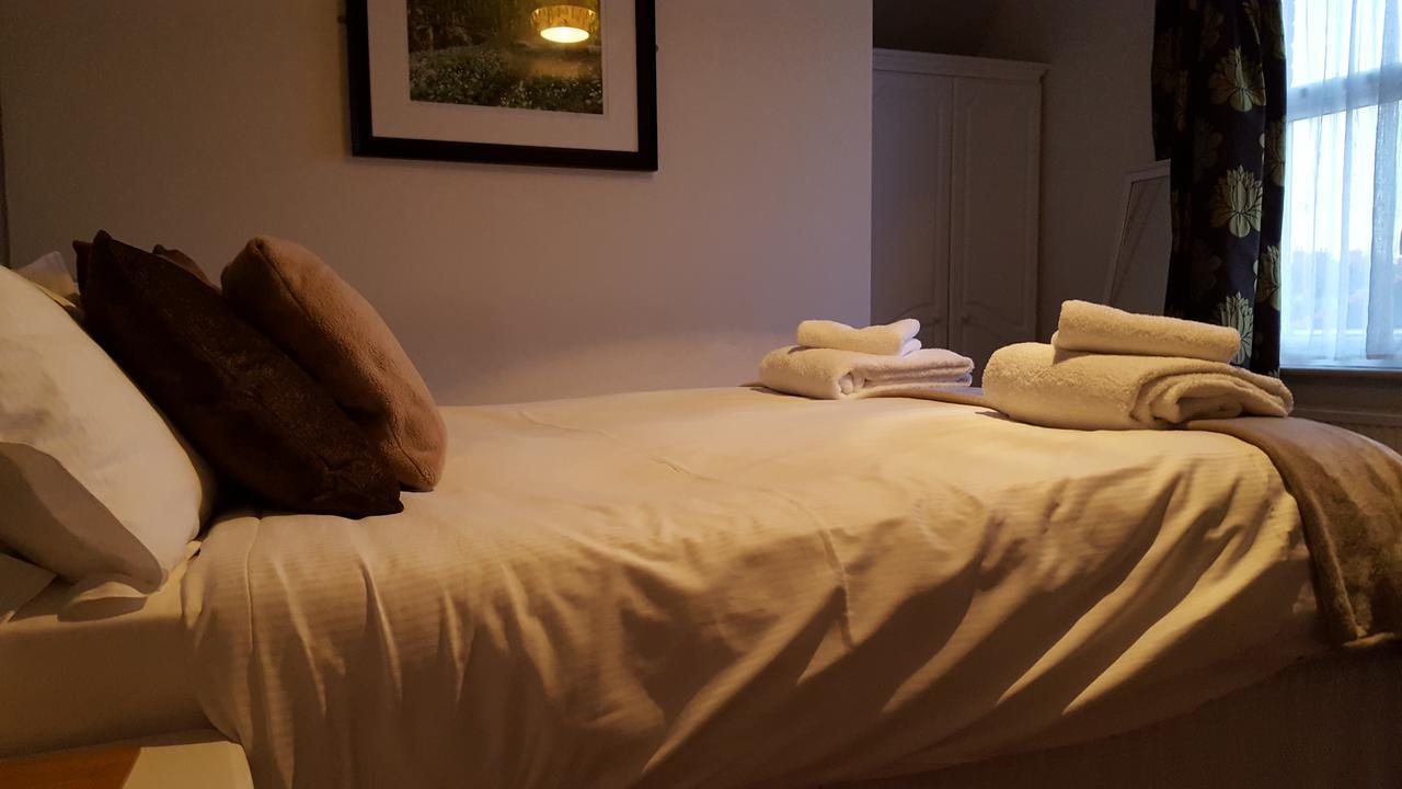 The Stag Hotel Northwood  Bagian luar foto