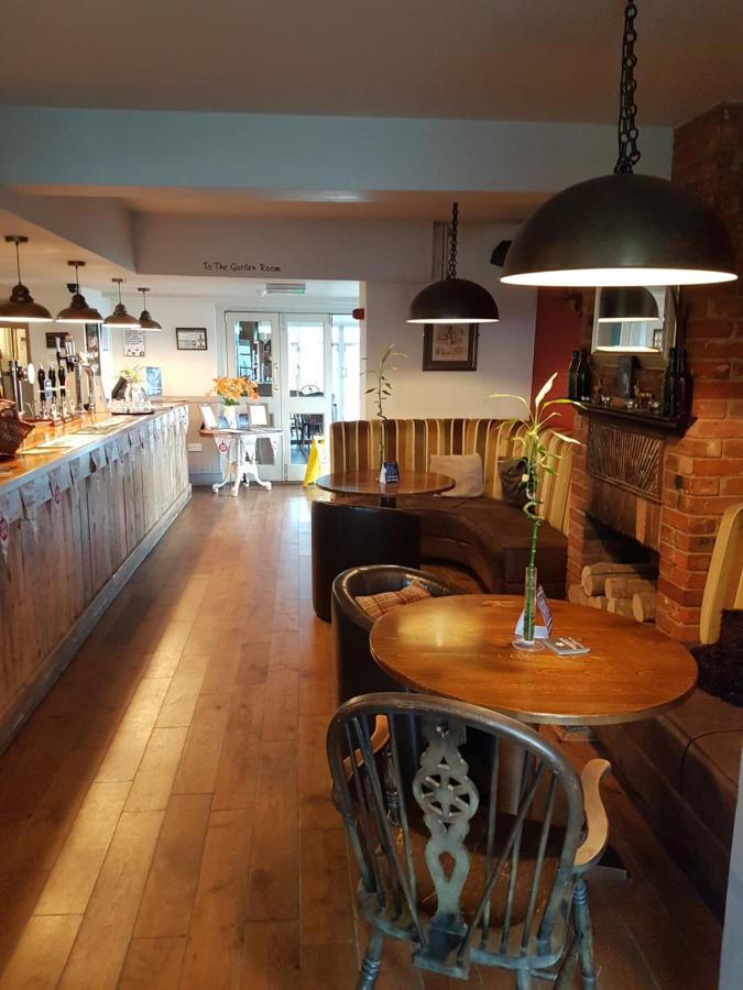 The Stag Hotel Northwood  Bagian luar foto